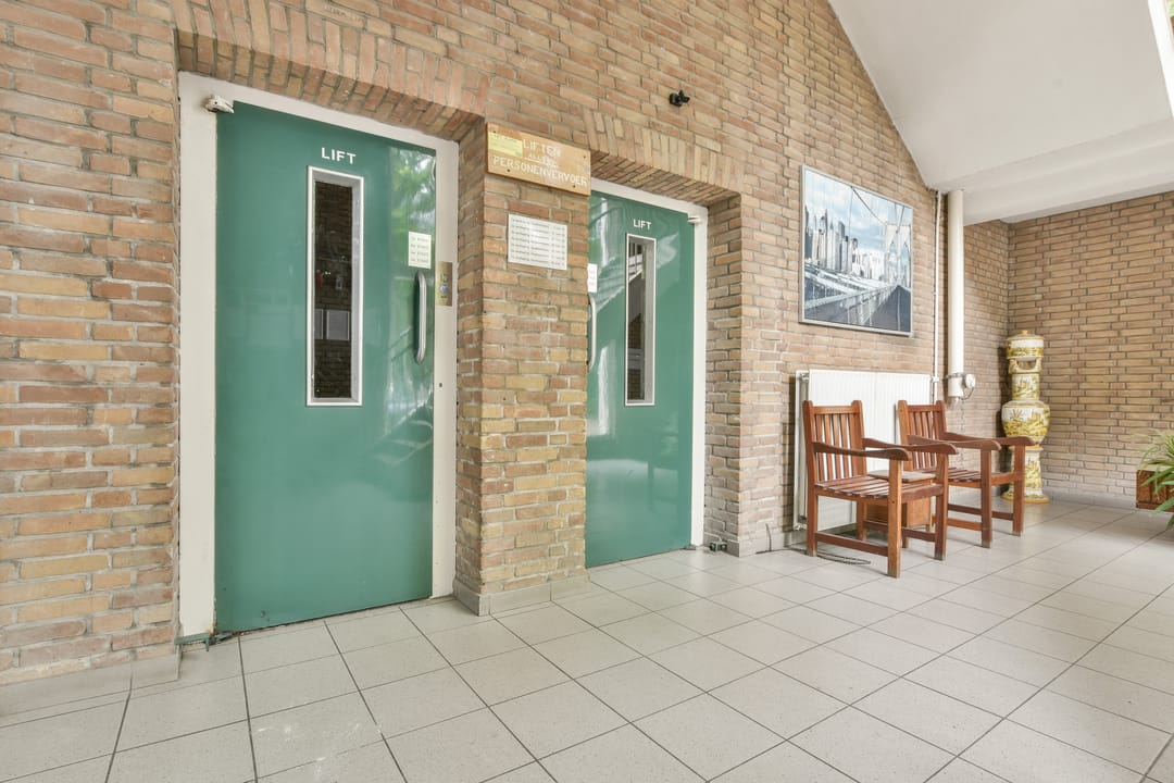 Photo 22 of Eastonstraat 2