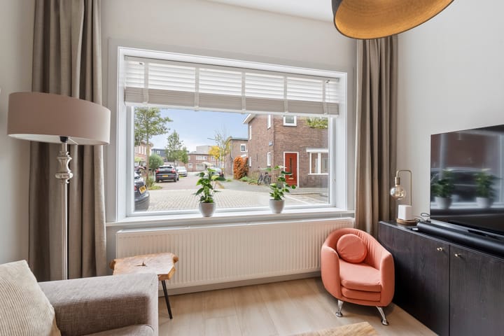 Foto 14 van Minahassastraat 65