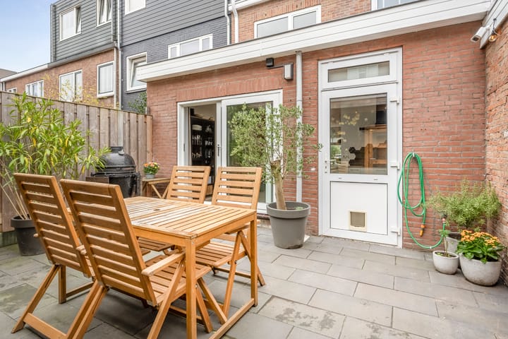 Foto 23 van Minahassastraat 65