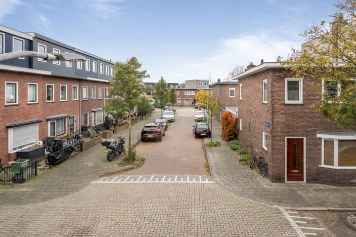 Foto 34 van Minahassastraat 65