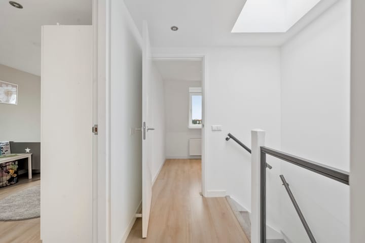 Foto 43 van Minahassastraat 65