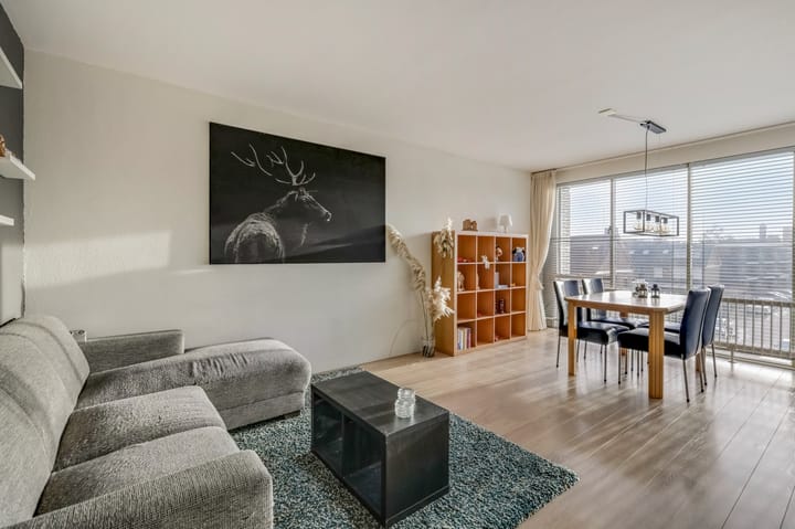 Photo 7 of Bontekoestraat 1-2