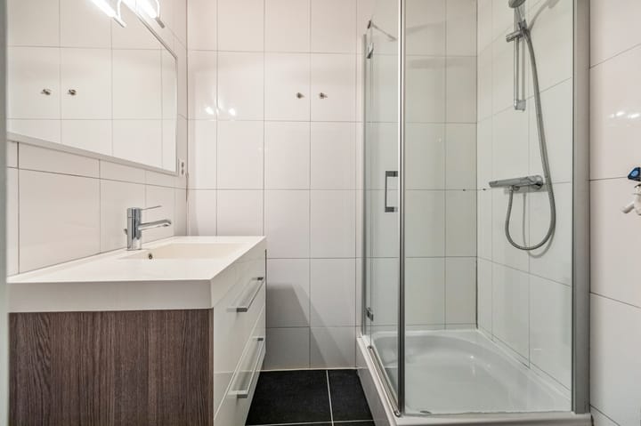 Photo 14 of Bontekoestraat 1-2