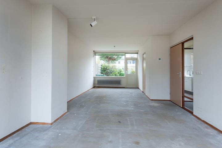 Foto 6 van Van Warmondlaan 3