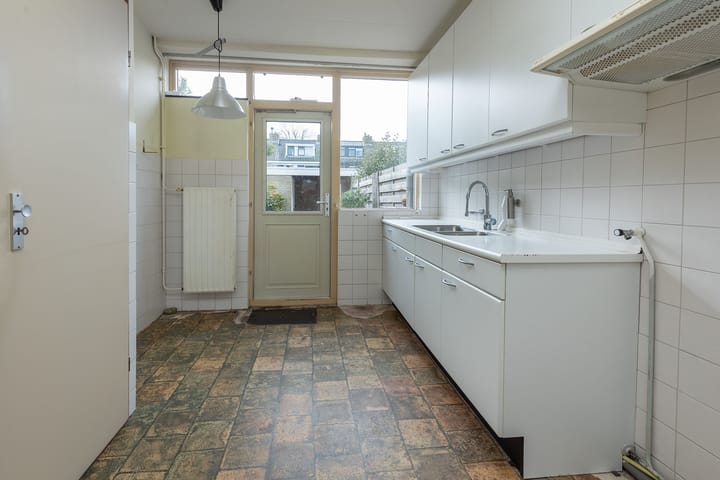 Foto 8 van Van Warmondlaan 3