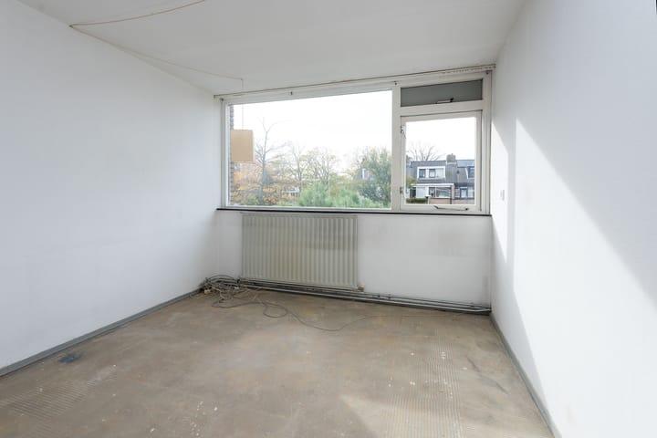 Foto 12 van Van Warmondlaan 3