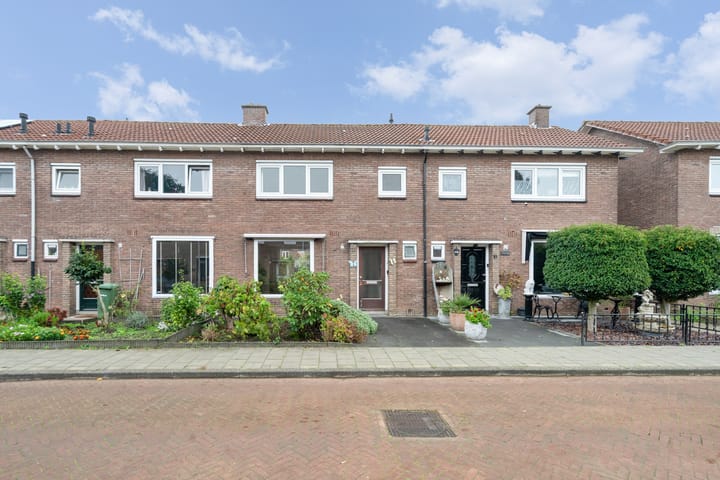 Photo 5 of Remorsstraat 21