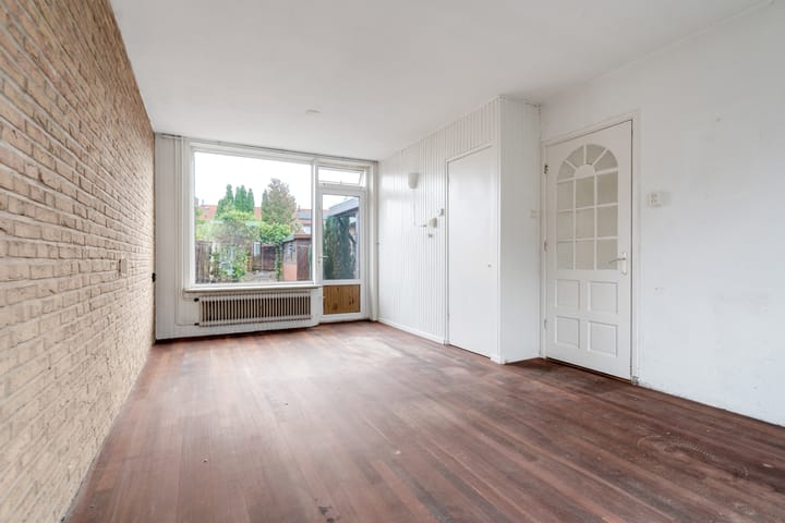 Photo 10 of Remorsstraat 21