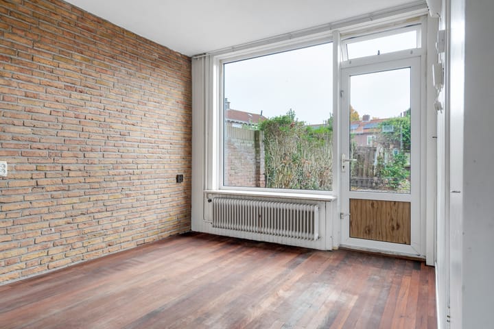 Photo 11 of Remorsstraat 21