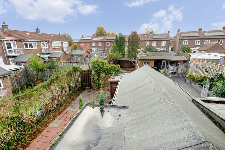 Photo 24 of Remorsstraat 21