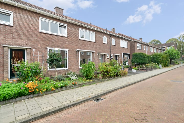 Photo 38 of Remorsstraat 21