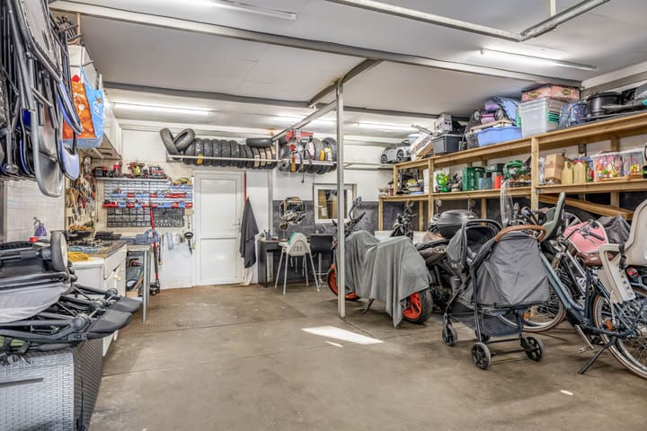 Photo 4 of Willemstraat 180