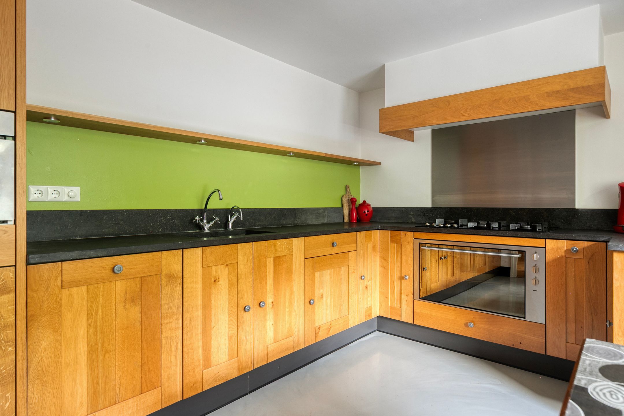 Foto 15 van Het Aangelag 9