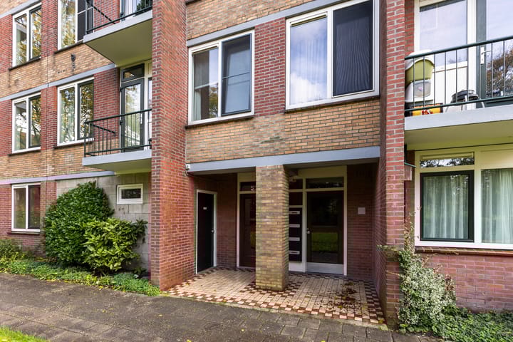 Foto 4 van Albardastraat 152