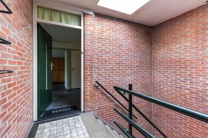 Foto 5 van Albardastraat 152