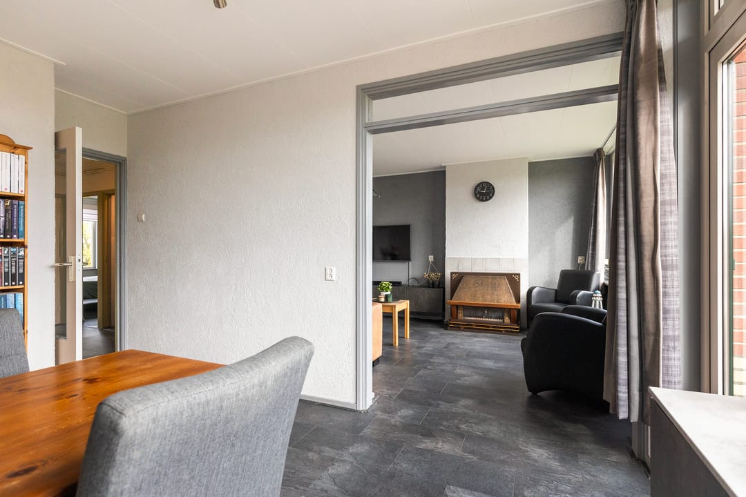 Foto 11 van Albardastraat 152