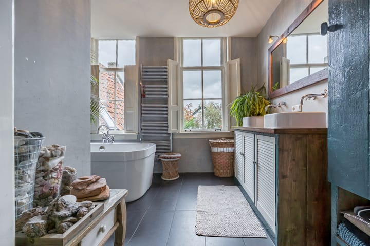 Photo 23 of Maasstraat 11