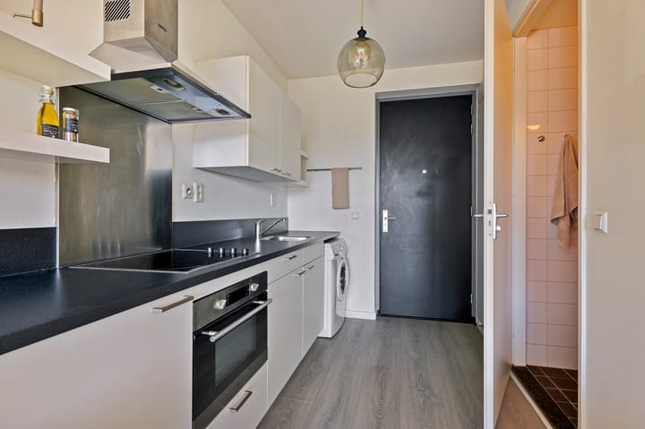 Photo 11 of Welnastraat 557