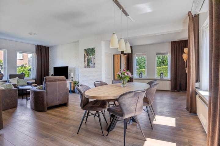 Photo 16 of Willem Grolstraat 130