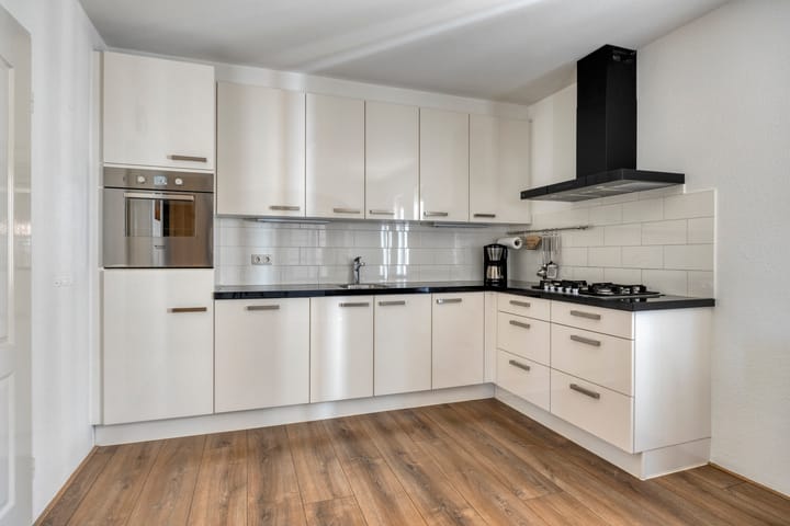 Photo 26 of Willem Grolstraat 130