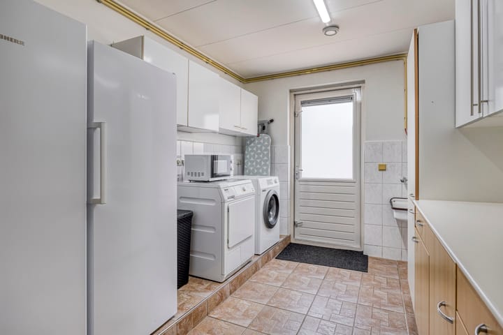 Photo 28 of Willem Grolstraat 130