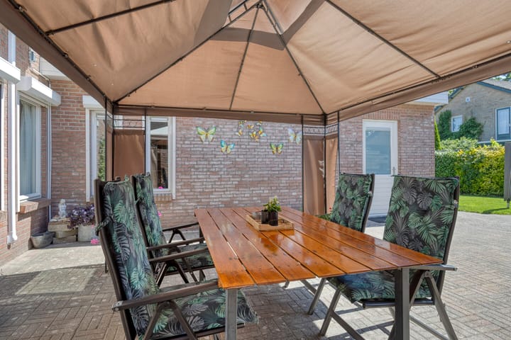 Photo 42 of Willem Grolstraat 130