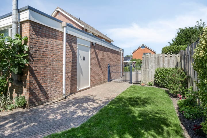 Photo 46 of Willem Grolstraat 130