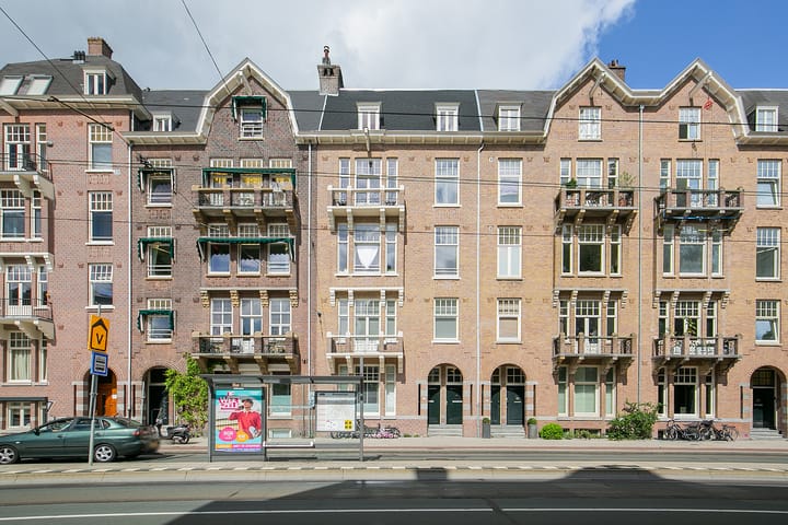 Photo 21 of De Lairessestraat 124-E