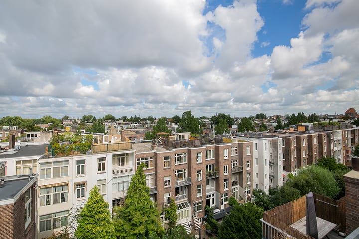 Photo 22 of De Lairessestraat 124-E