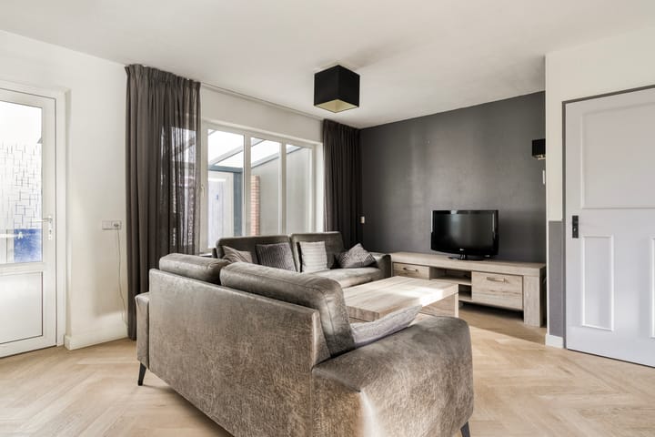 Foto 10 van Rietdekkerstraat 21