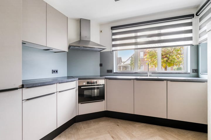 Foto 14 van Rietdekkerstraat 21