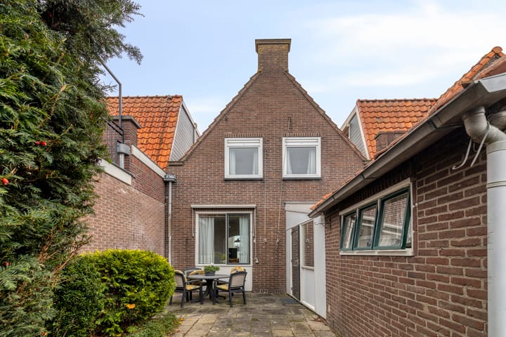 Foto 2 van Julianaweg 4