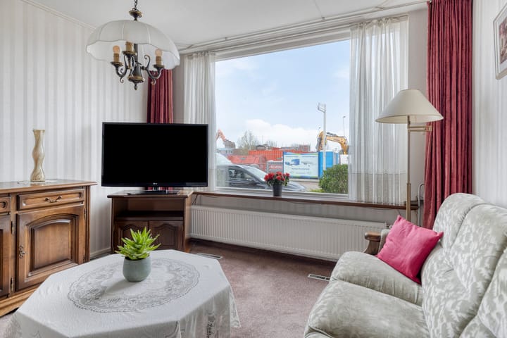 Foto 5 van Julianaweg 4