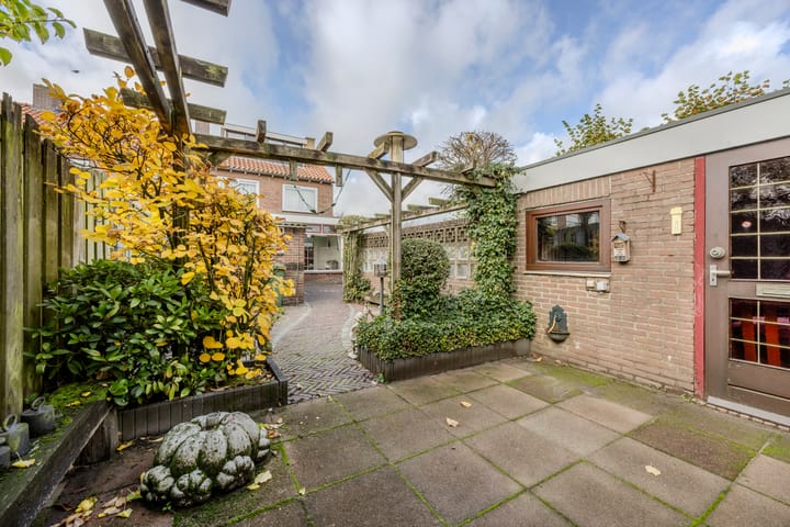 Foto 33 van Meierstraat 1