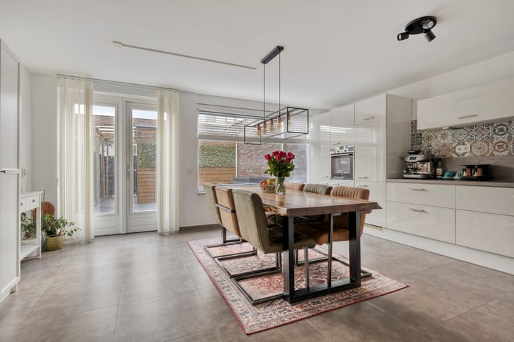 Foto 13 van Irenelaan 4