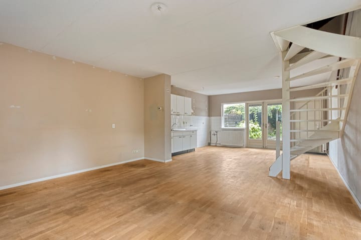 Photo 5 of Schoollaan 113