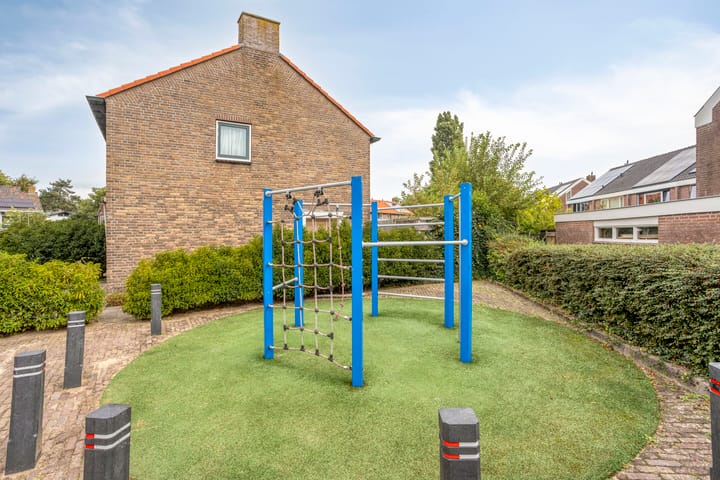 Photo 37 of Schoollaan 113