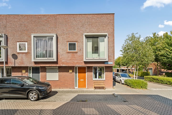 Foto 1 van Germanicusweg 1