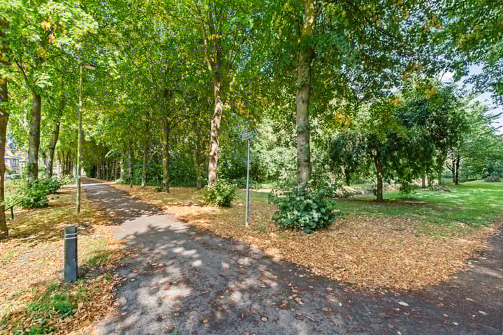 Foto 37 van Germanicusweg 1