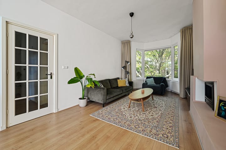 Foto 7 van Caan van Necklaan 90