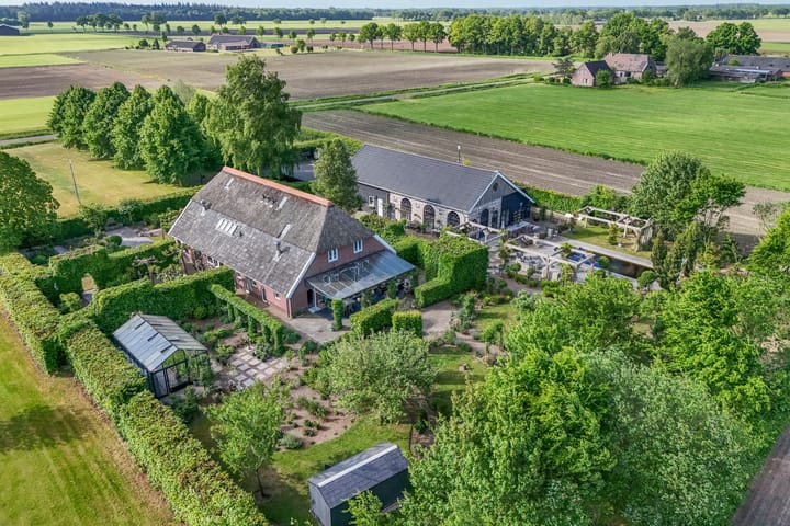 Photo 56 of Haarlerveldweg 14