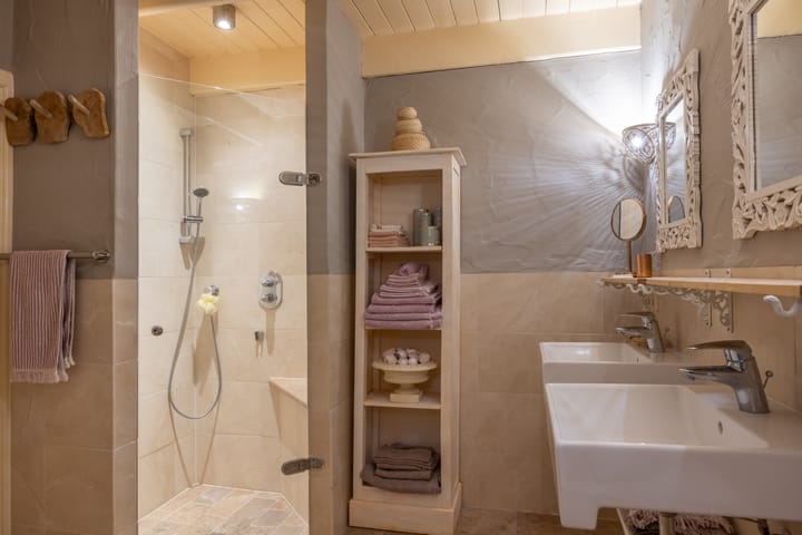 Photo 108 of Haarlerveldweg 14