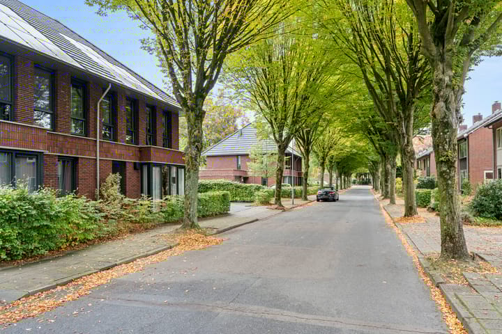 Foto 7 van Robert Kochlaan 7