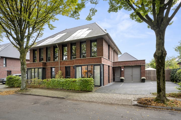 Foto 8 van Robert Kochlaan 7