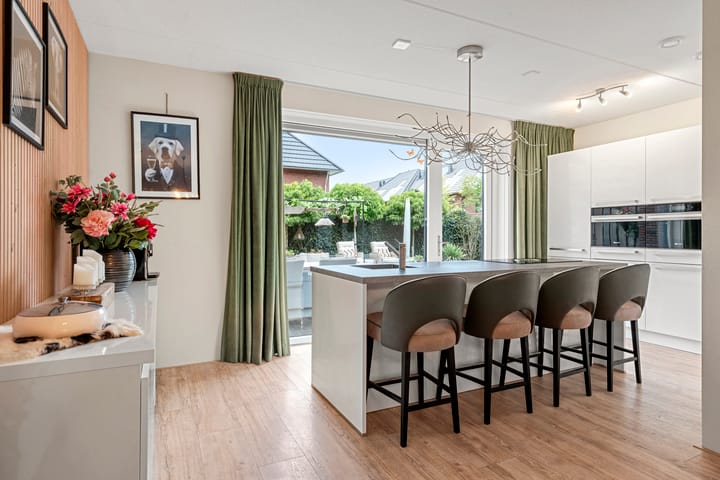 Foto 27 van Robert Kochlaan 7