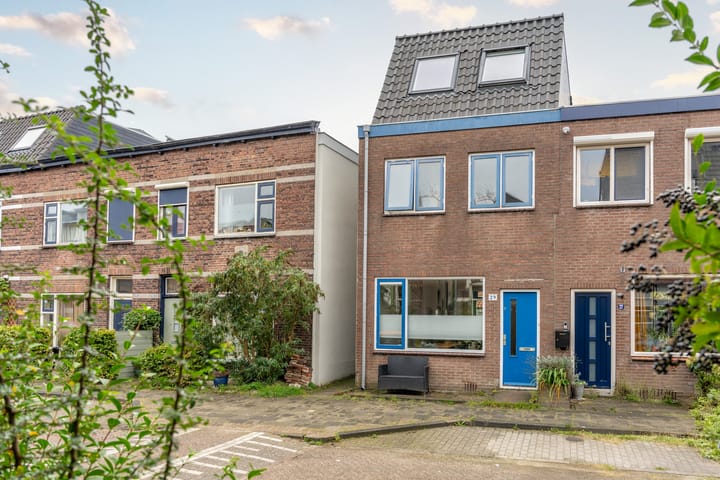 Photo 40 of Pieter Pijpersstraat 29