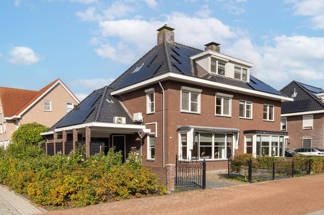 Photo 1 of Kluisstraat 37