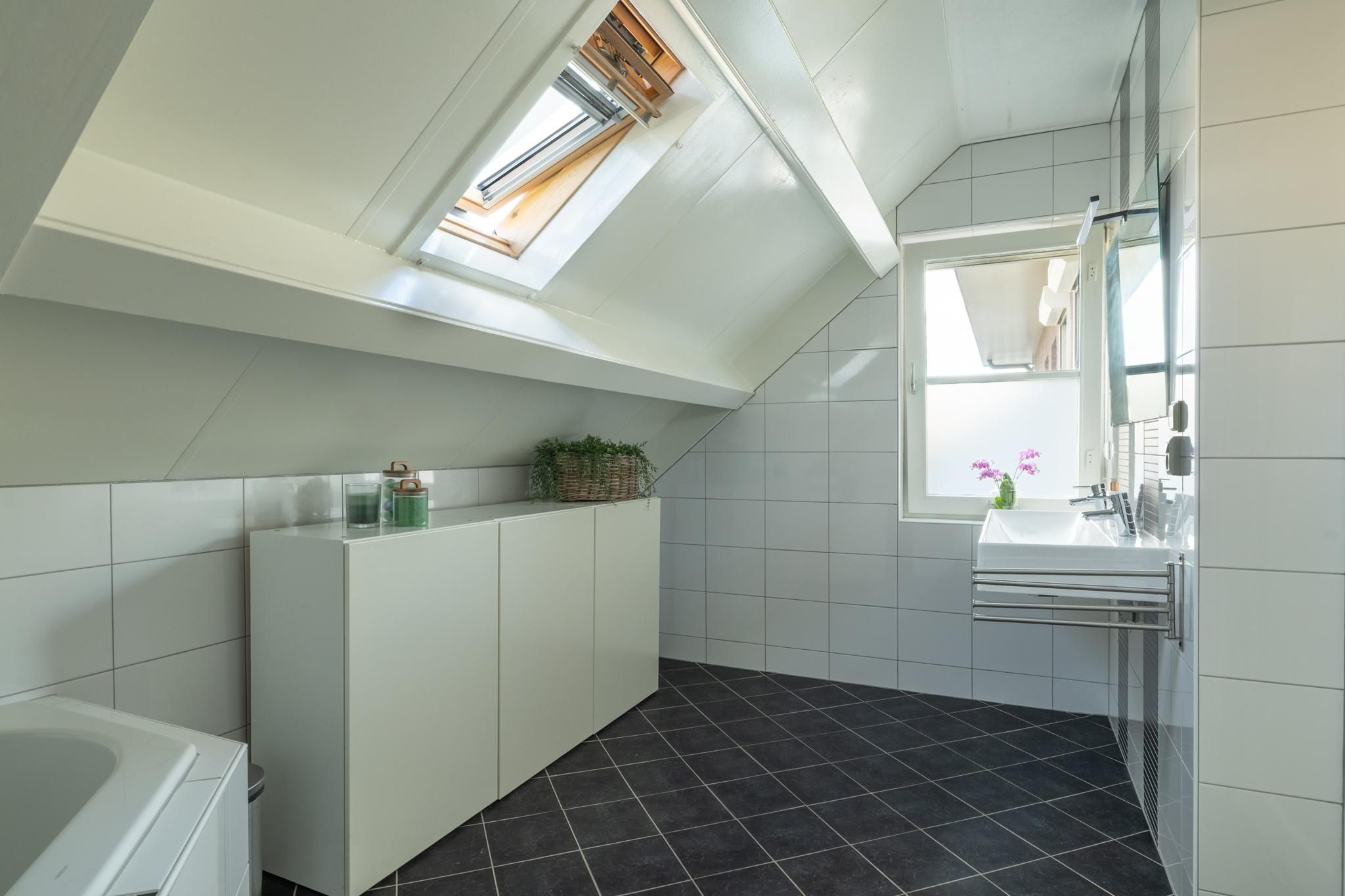 Photo 30 of Kluisstraat 37