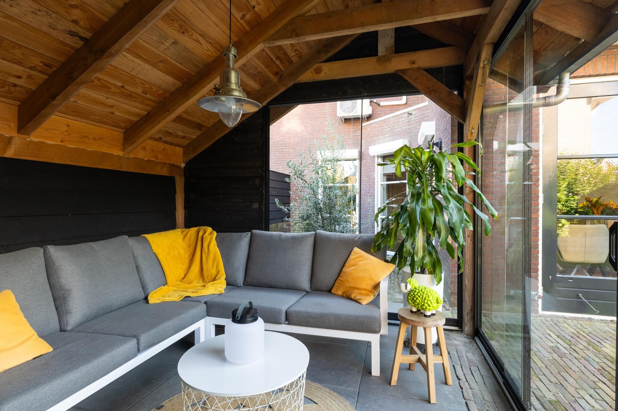 Photo 39 of Kluisstraat 37