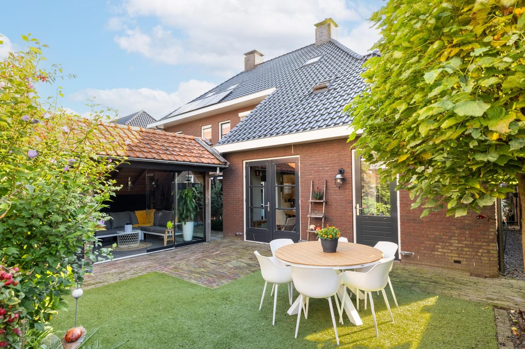 Photo 41 of Kluisstraat 37